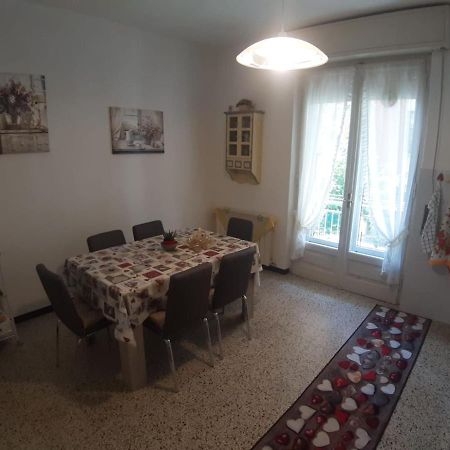 Appartamento Centrale Fino A 8 Posti Letto ปอนเตรโมลิ ภายนอก รูปภาพ