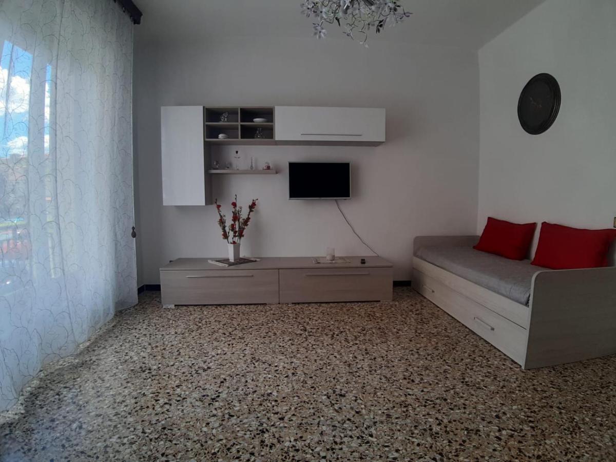 Appartamento Centrale Fino A 8 Posti Letto ปอนเตรโมลิ ภายนอก รูปภาพ