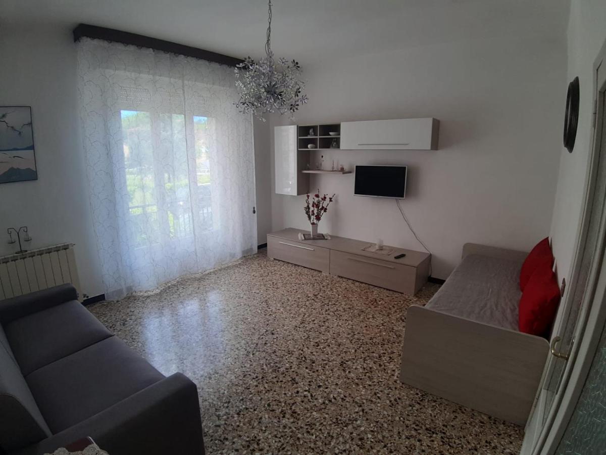 Appartamento Centrale Fino A 8 Posti Letto ปอนเตรโมลิ ภายนอก รูปภาพ