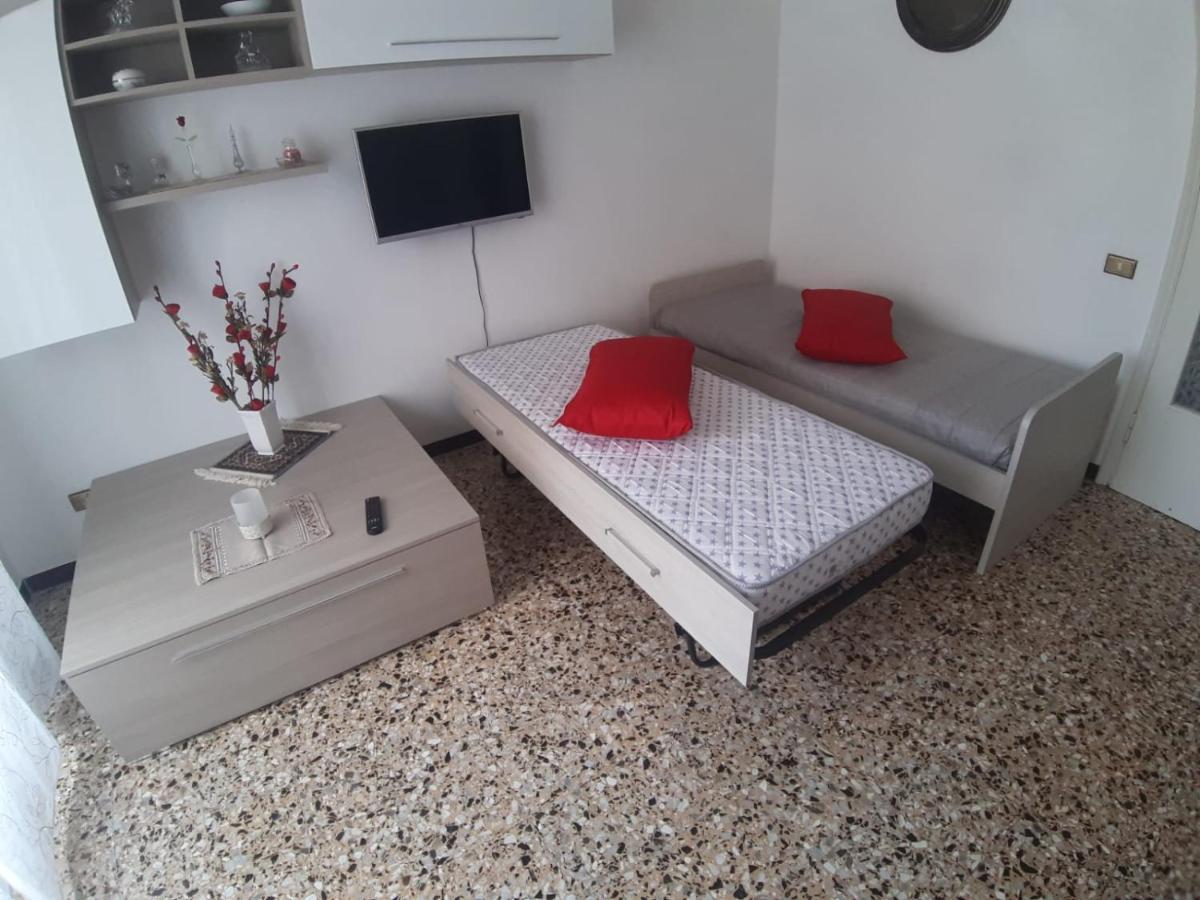 Appartamento Centrale Fino A 8 Posti Letto ปอนเตรโมลิ ภายนอก รูปภาพ