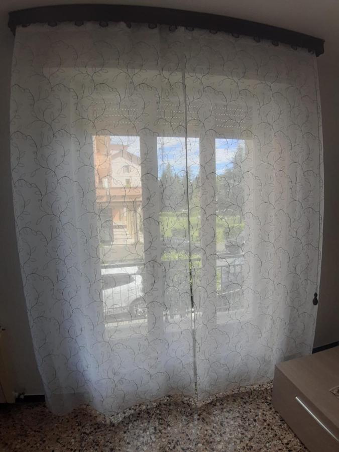 Appartamento Centrale Fino A 8 Posti Letto ปอนเตรโมลิ ภายนอก รูปภาพ