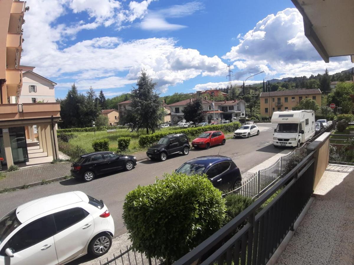 Appartamento Centrale Fino A 8 Posti Letto ปอนเตรโมลิ ภายนอก รูปภาพ