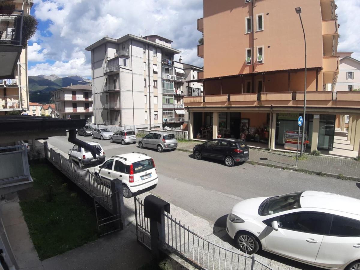 Appartamento Centrale Fino A 8 Posti Letto ปอนเตรโมลิ ภายนอก รูปภาพ